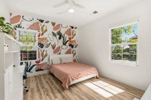 545 Ledge Street San Marcos secondary bedroom with accent wall